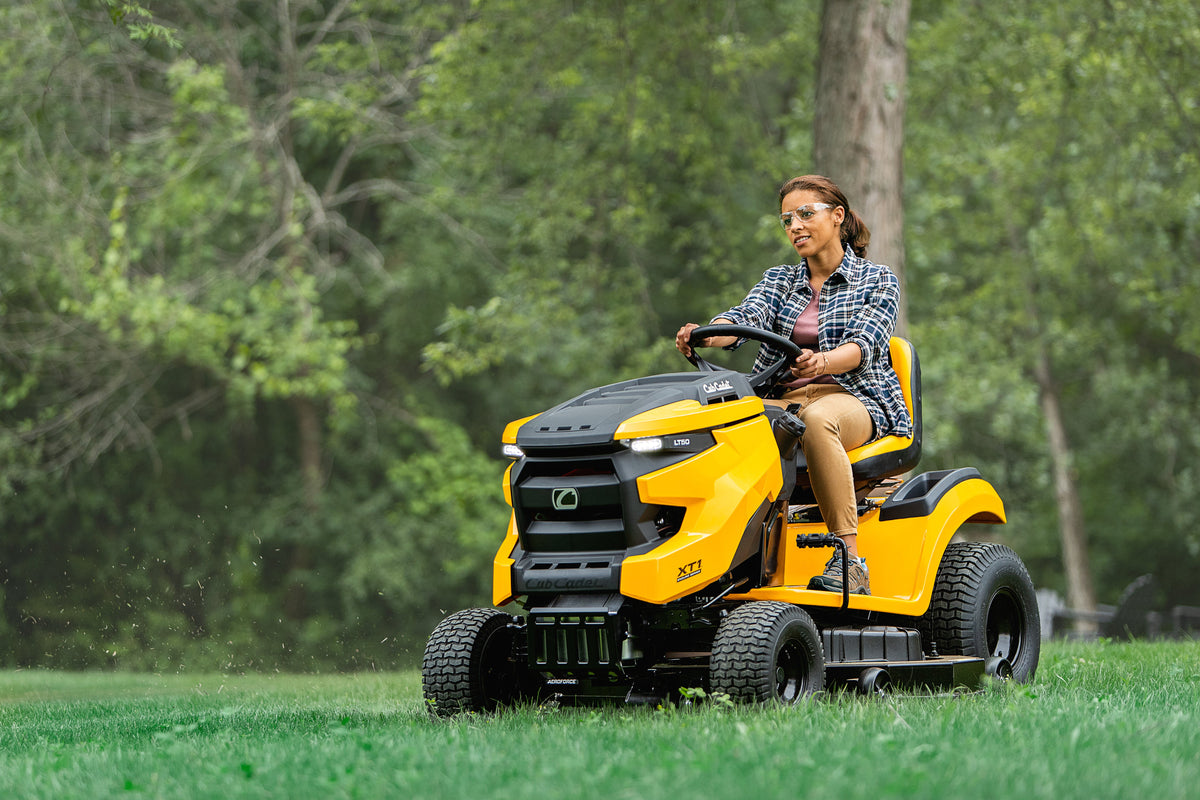 Cub Cadet XT1 LT50 FAB Lawn Tractor 127cm 725cc