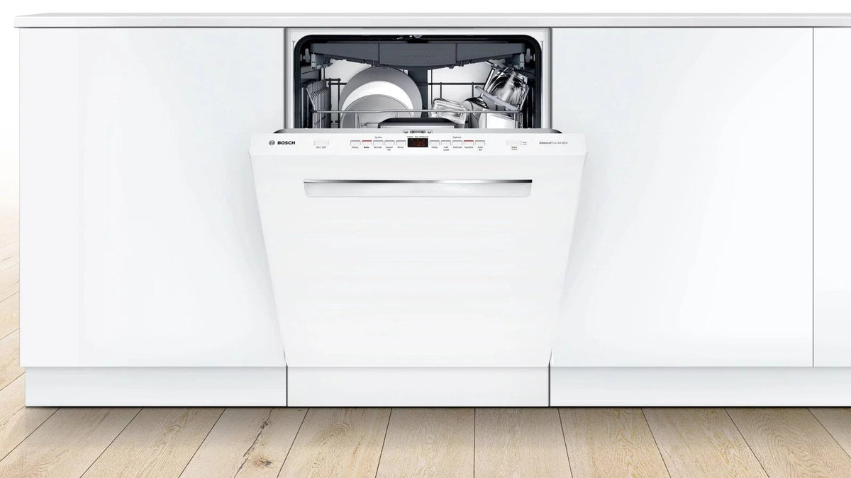 Bosch 500 Series 24″ White Built in Dishwasher-SHPM65Z52N